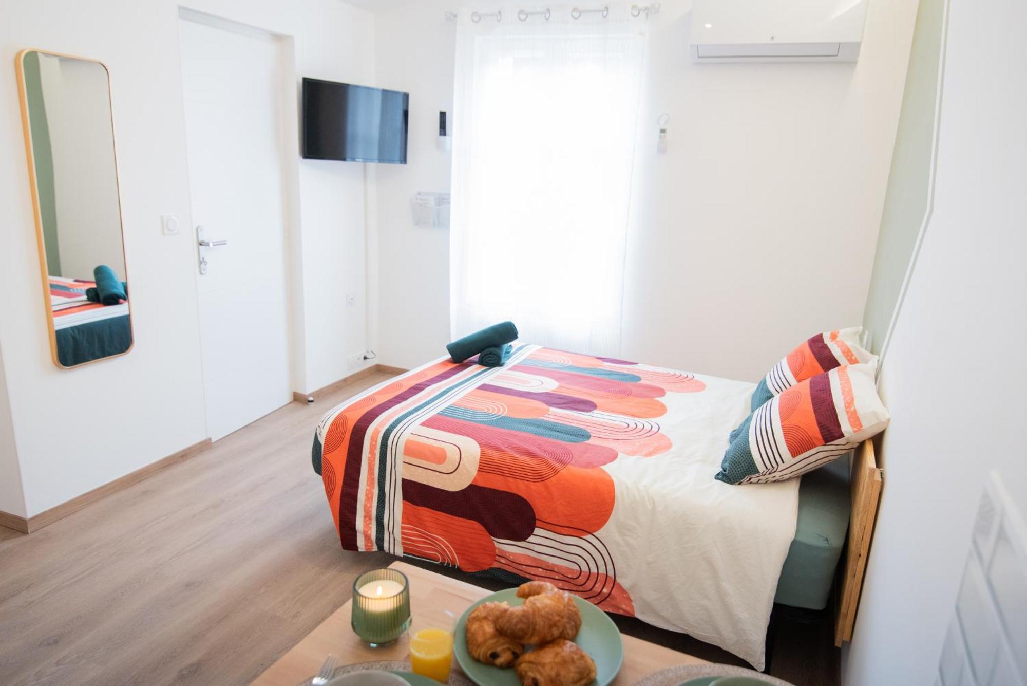 Tout Confort ! Ville, Climatisation, Parking, Wifi, Calme, Tv قرقشونه المظهر الخارجي الصورة