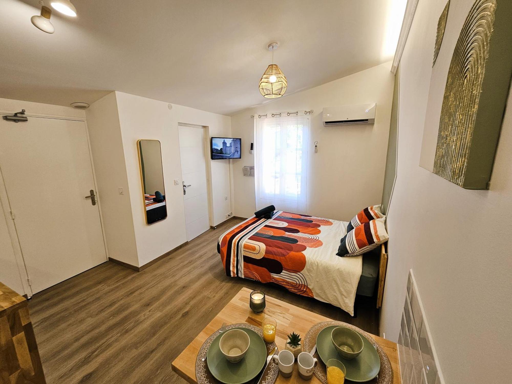 Tout Confort ! Ville, Climatisation, Parking, Wifi, Calme, Tv قرقشونه المظهر الخارجي الصورة