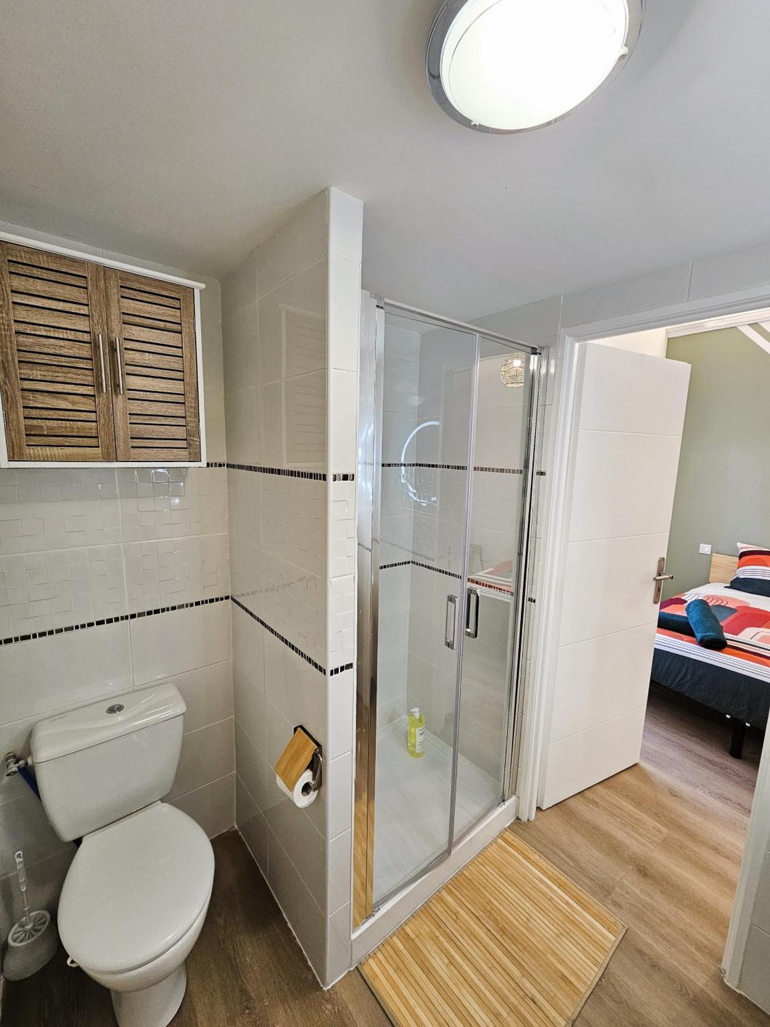 Tout Confort ! Ville, Climatisation, Parking, Wifi, Calme, Tv قرقشونه المظهر الخارجي الصورة